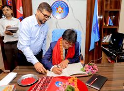 नवनियुक्त उपकुलपतिज्यूद्वारा पदभार ग्रहण कार्यक्रम सम्पन्न